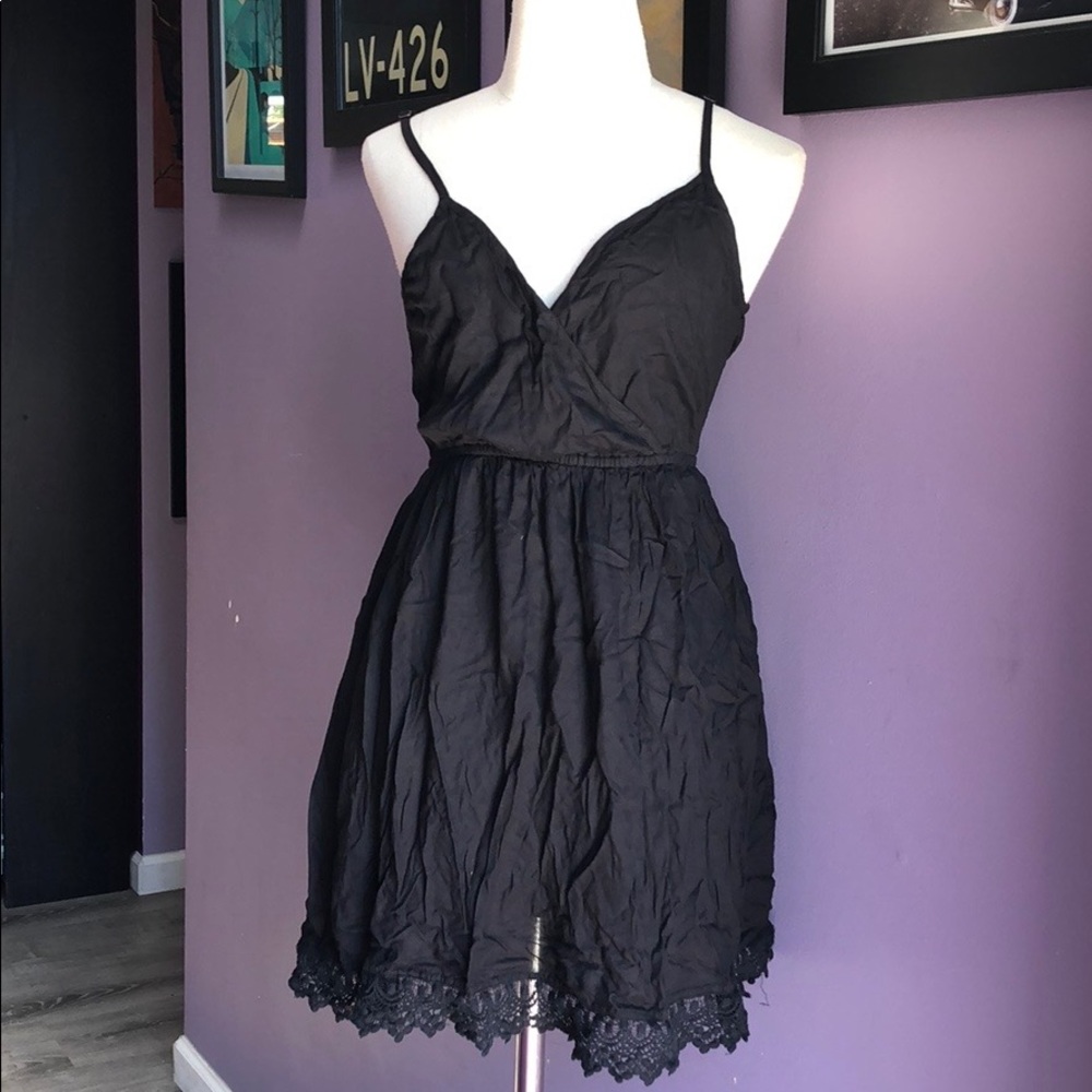 Forever 21 black dress